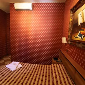 ** Hotel Hollywood Italien