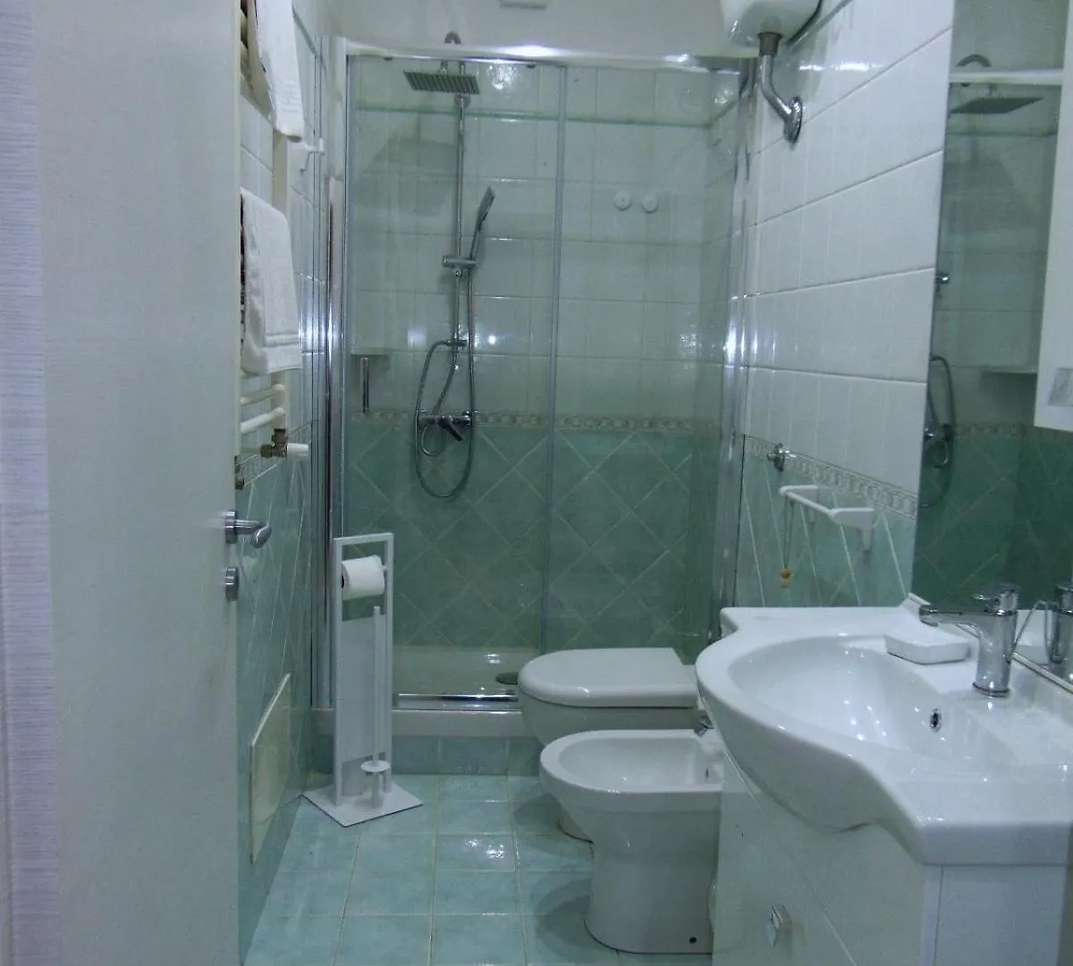 בית הארחה צ'פאלו Suite Roma